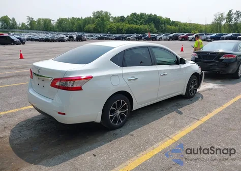 2015 Nissan Sentra S z USA, uszkodzony, nr VIN 3N1AB7AP8FY289262